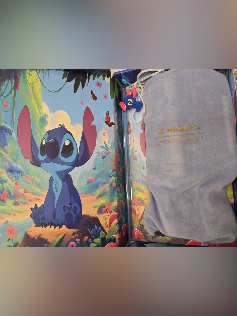 🆕 STANLEY 40 oz. Lilo & Stitch Tumbler black rare nwt box flowstate gift box - Picture 2 of 3